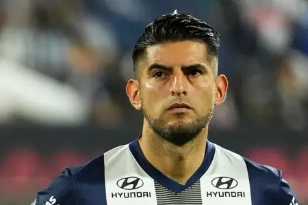 Carlos Zambrano niega acusaciones en su contra.