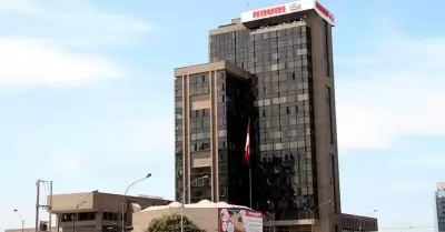 Edificio Petroper�.