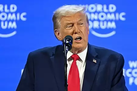 Donald Trump reconoce que se asume como dictador.