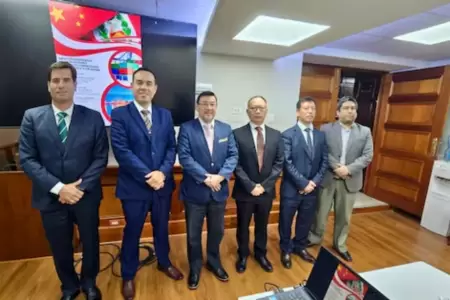 Empresa vinculada a Zhihua Yang obtuvo orden de servicio en Palacio de Gobierno