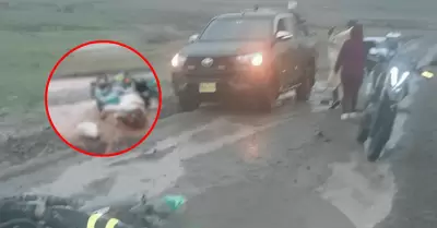 Rayo mata a familia completa mientras viajaba en motocicleta en Espinar