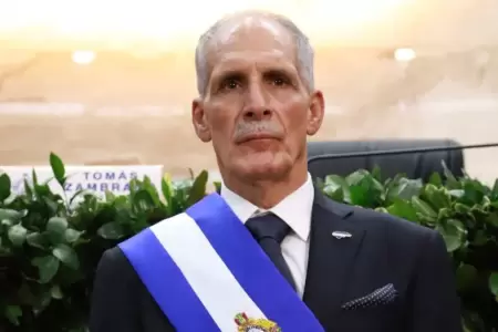 Nasry Asfura asumi� como nuevo presidente de Honduras.