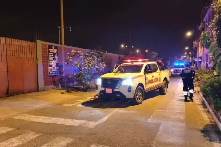 Detonan artefacto explosivo en puerta de escuela deportiva