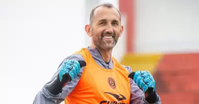 Hern�n Barcos revela qu� jugadores le gustar�a tener en FC Cajamarca