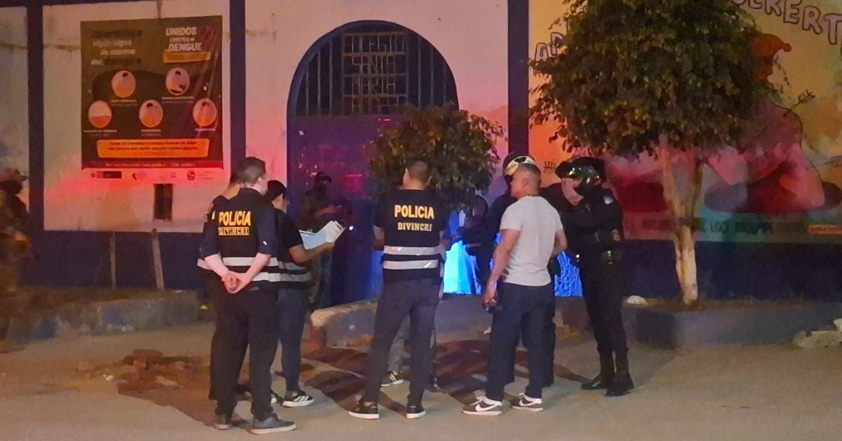 La Libertad: ¡De nunca acabar! Detonan explosivo en puerta de un colegio en Trujillo