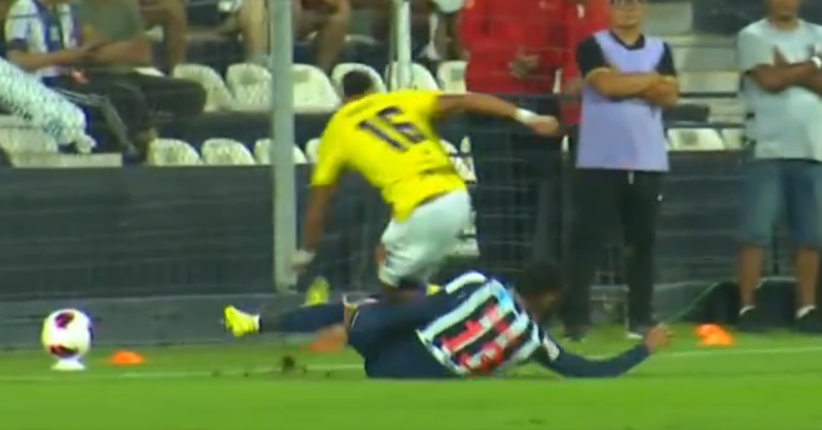 Alianza Lima vs Comerciantes: Futbolista genera preocupación tras escalofriante lesión en el brazo