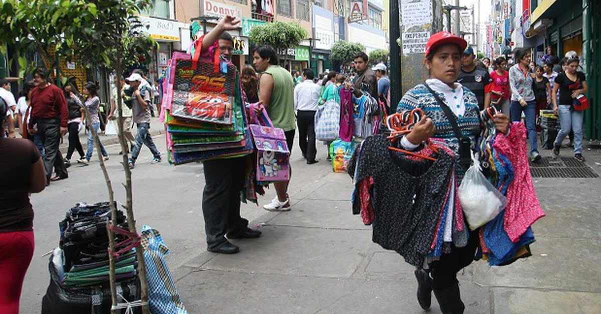 Comerciantes informales de Gamarra son las principales víctimas de extorsión, advierte dirigente