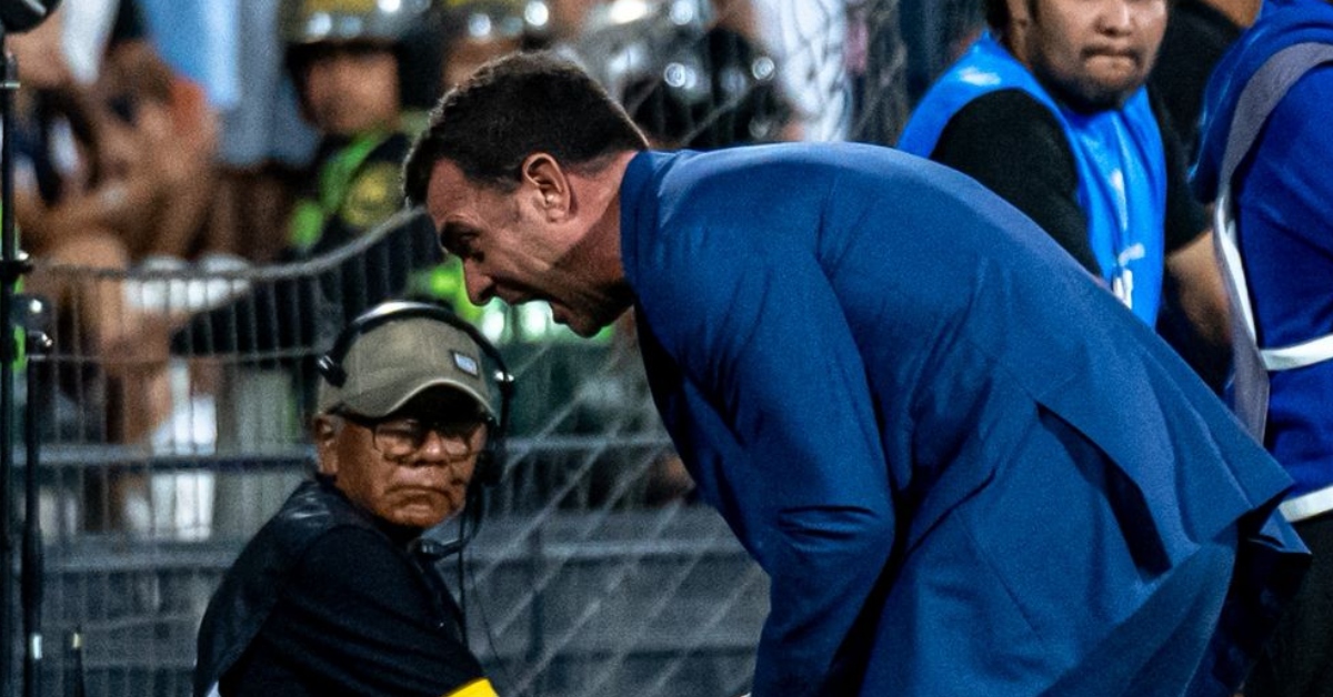 Pablo Guede fue atacado por hinchas tras eliminación de Alianza Lima en la Copa Libertadores 2026