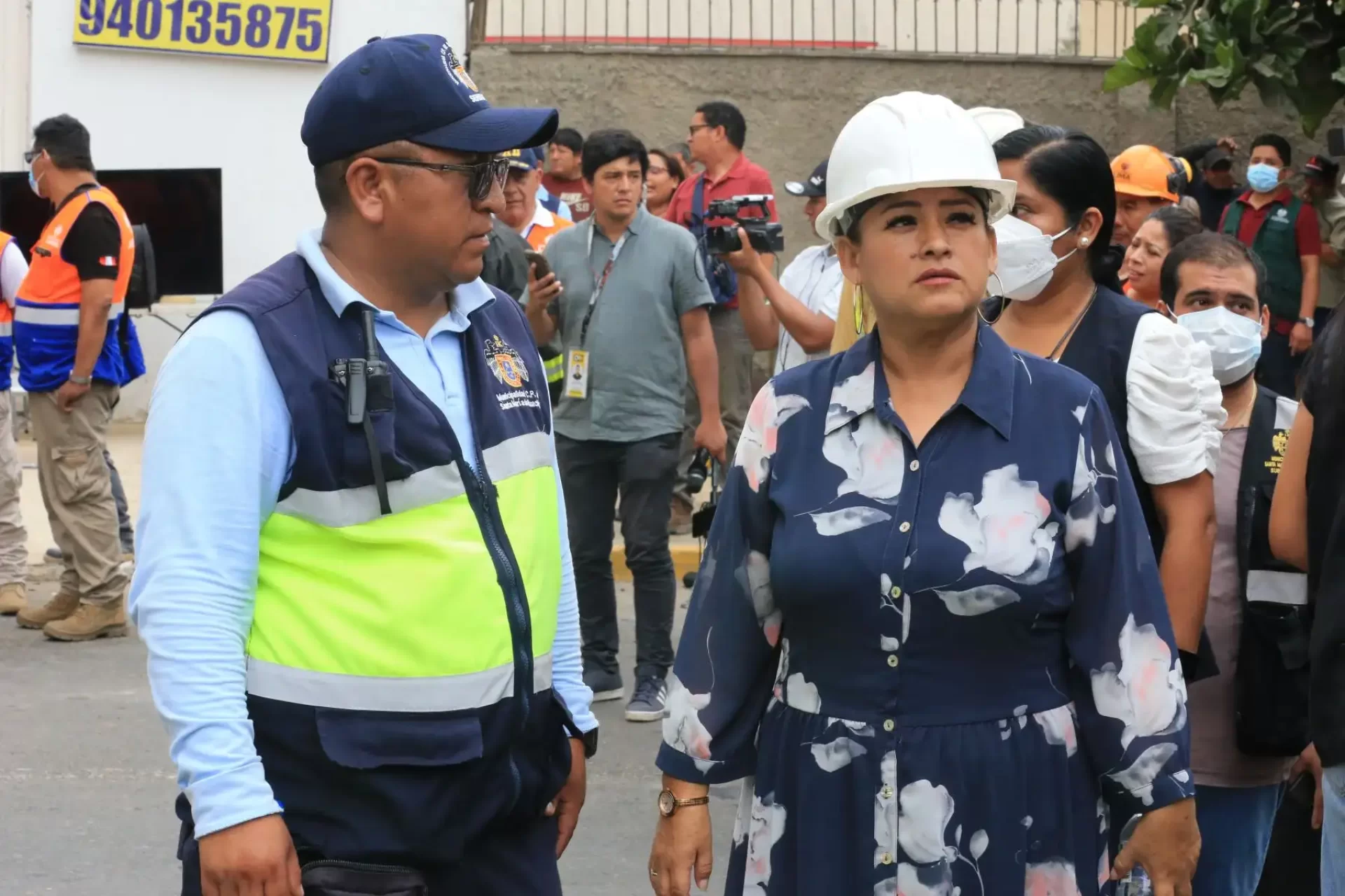 La alcaldesa Jacky Cartol�n inform� que el almac�n era clandestino.