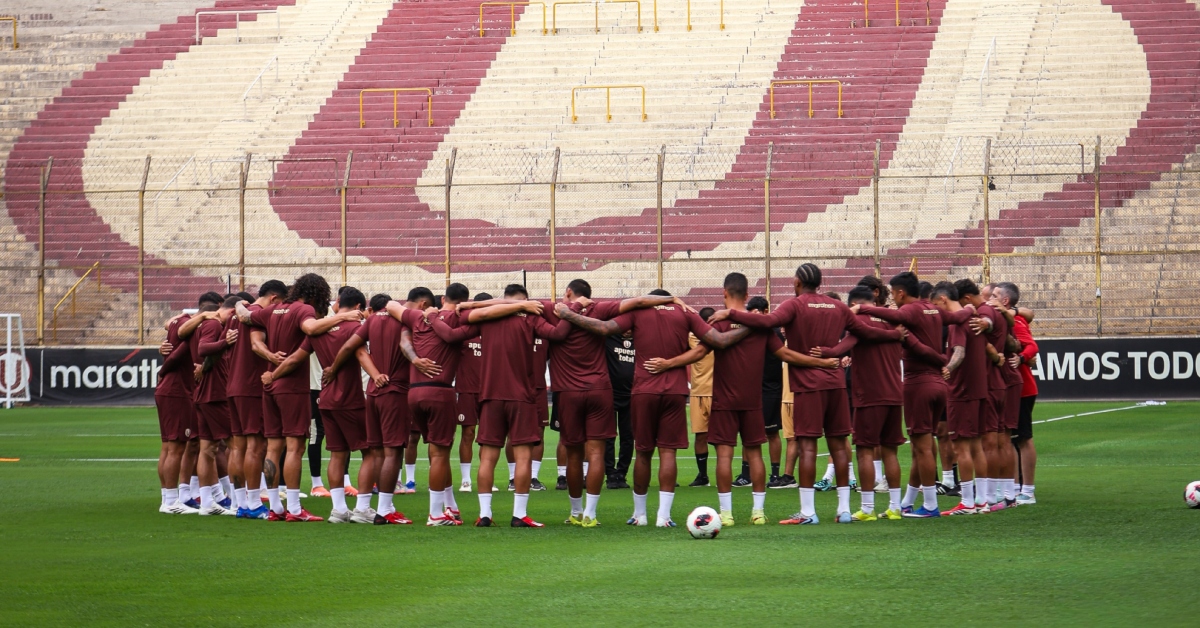 Universitario lanza inesperado mensaje luego de la eliminación de Alianza Lima en la Copa Libertadores