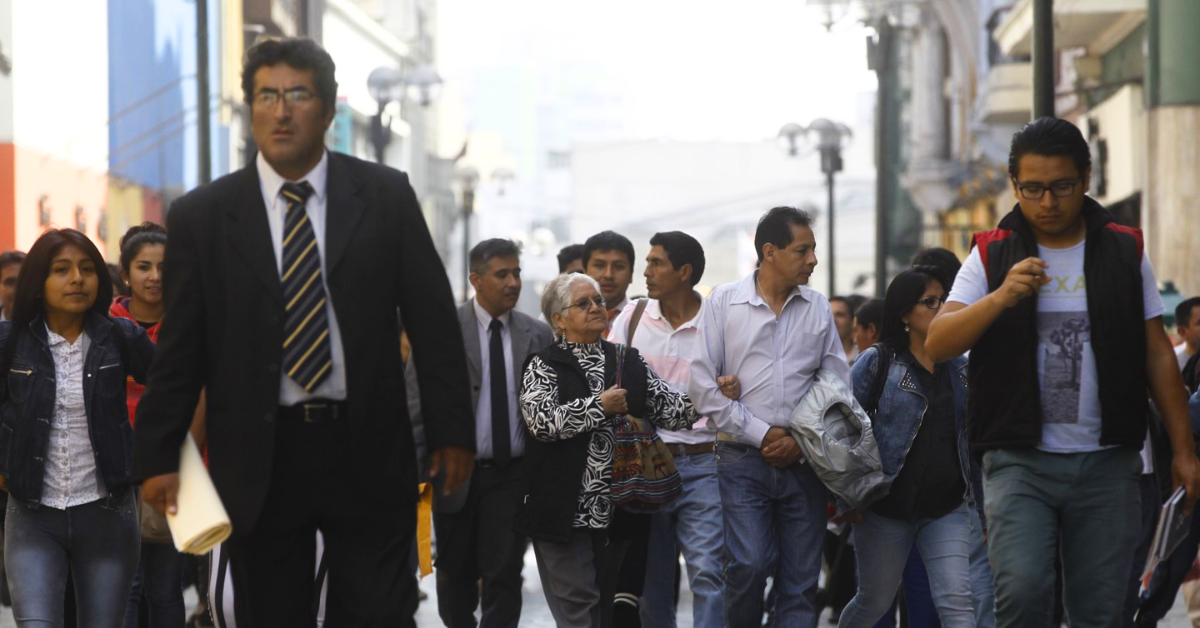 ¡Atención! INEI reportó un aumento de 1.5% de población ocupada en el Perú en 2025