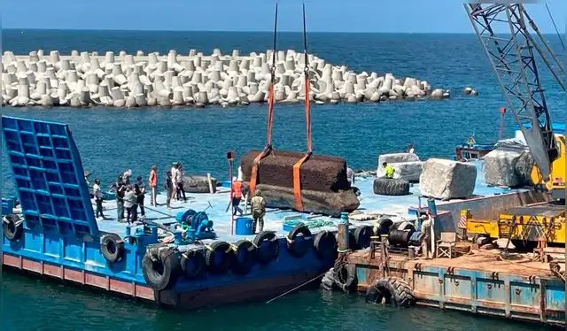 Recuperan restos del Faro de Alejandr�a