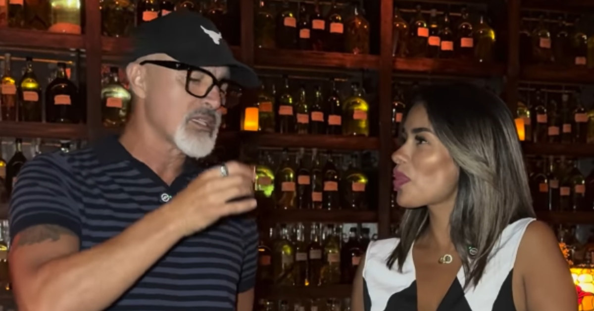 Carlos Alcántara coquetea con Shirley Arica y revela por qué aceptó que lo entreviste: "Para conocerte"