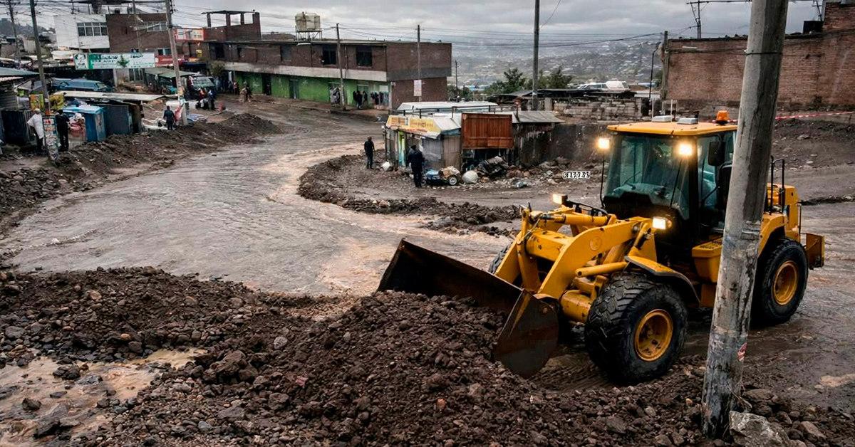¡Atención! Alertan riesgo de activación de quebradas por lluvias extremas en cinco regiones para las próximas 24 horas