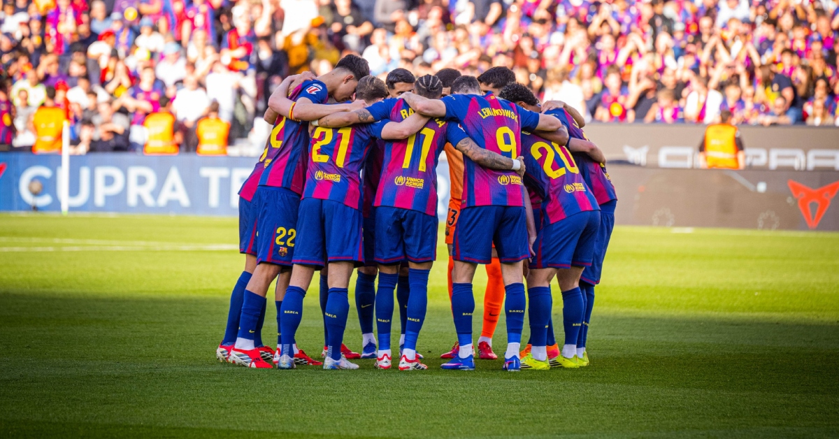 Barcelona aplica millonaria multa a sus jugadores por llegar tarde a los entrenamientos