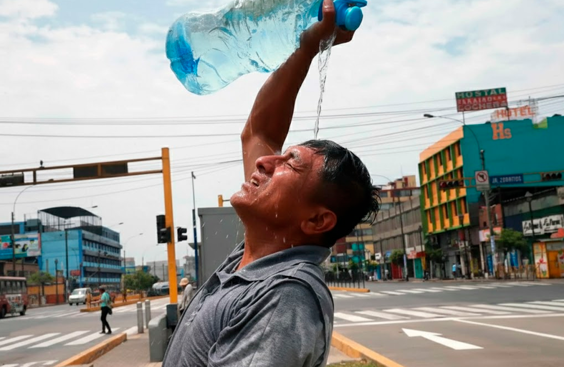 El Senamhi registr� 34.5 �C, la cifra m�s elevada desde 1998, en medio de una intensa ola de calor.