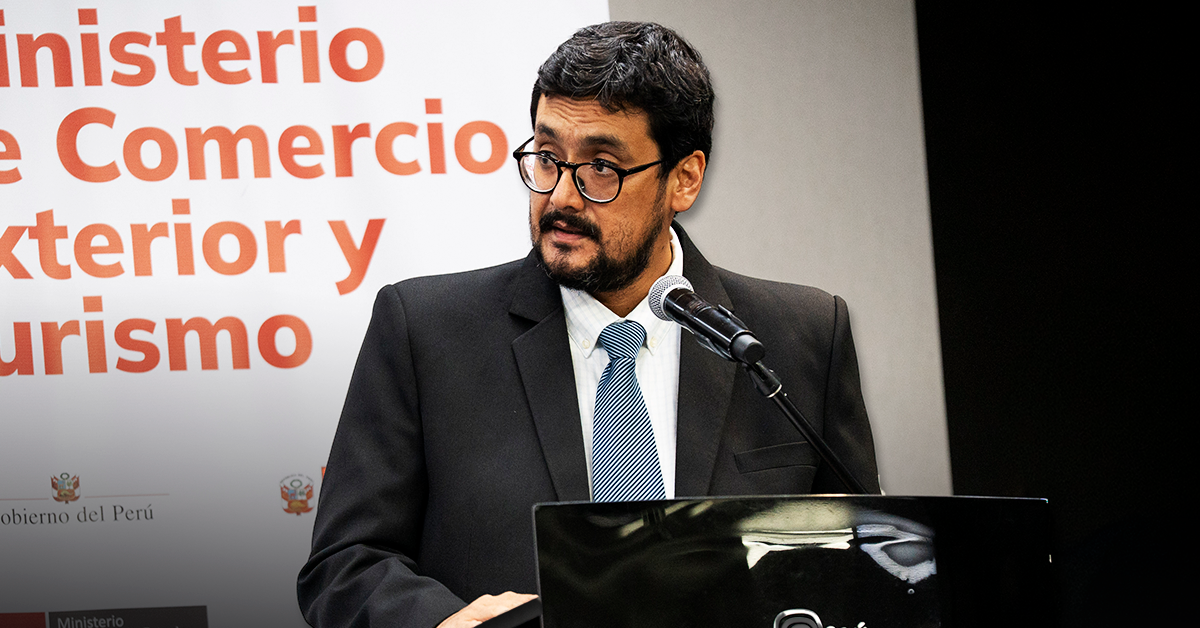 José Reyes, ministro de Comercio Exterior, RENUNCIÓ a su militancia del partido Primero La Gente