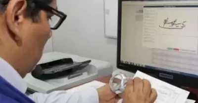 Verifican fichas de afiliados a organizaciones pol�ticas.