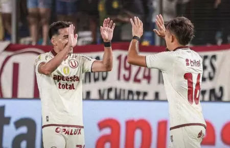 Mart�n P�rez Guedes celebrando su tanto ante ADT de Tarma.