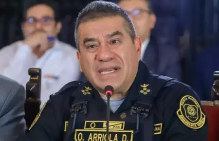 Representante de los mototaxistas arremeti� contra �scar Arriola.