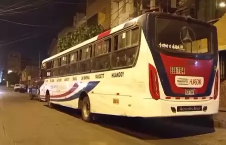 Disparan contra bus de empresa de transportes Hu�scar