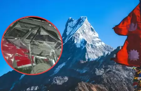 Accidente de bus deja 13 muertos en Nepal.