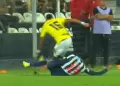 Alianza Lima vs Comerciantes: Futbolista genera preocupaci�n tras escalofriante lesi�n en el brazo