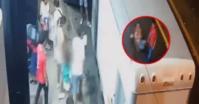 Marino fallece tras ser atropellado por delincuente que rob� su camioneta