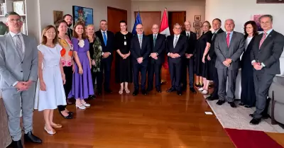 Encuentro de representantes del Per� y la UE.