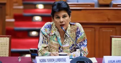 Congresista indica que existen gastos innecesarios.