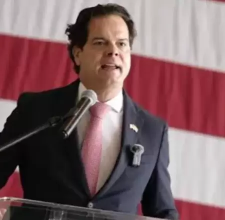 Bernie Navarro es el nuevo embajador de EE.UU. en el Per�.