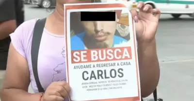 Familiares y vecinos participaron en la difusi�n de la b�squeda del joven, desap