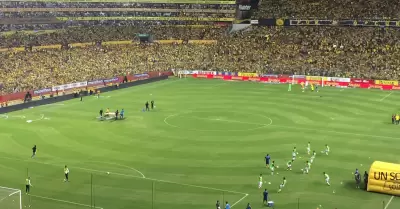 Presidente de popular equipo de Sudam�rica fue arrestado.