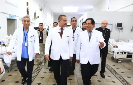 Ministro de Salud anuncia redistribuci�n de medicamentos