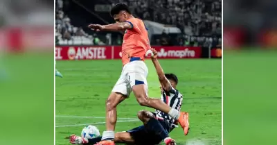 Indirecta de 2 de Mayo tras eliminaci�n de Alianza Lima