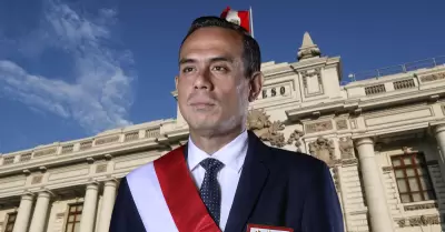 Jer� en aprietos: Congreso completa 78 firmas para convocar Pleno Extraordinario