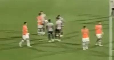 Se revelan im�genes previas del penal fallado por Eryc Castillo.