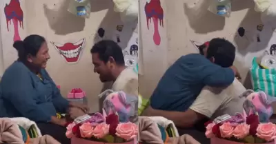 Hombre le pide matrimonio a su esposa despu�s de 22 a�os