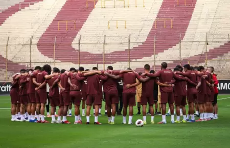 Universitario lanza inesperado mensaje