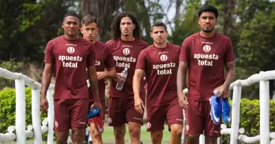 Jos� Carabal� prende las alertas en la 'U'