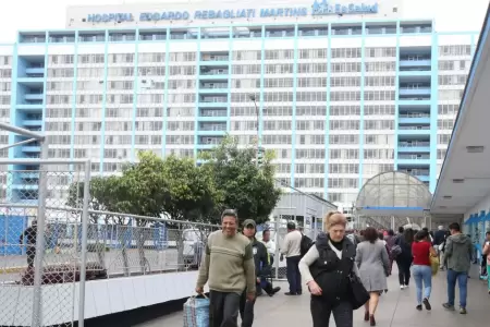Pacientes rechazan que EsSalud niegue crisis