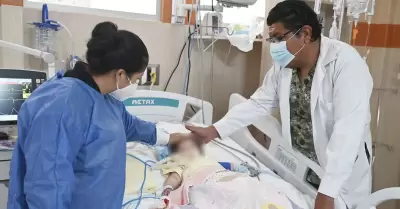 Beb� de cuatro meses sobrevive a complicada operaci�n.