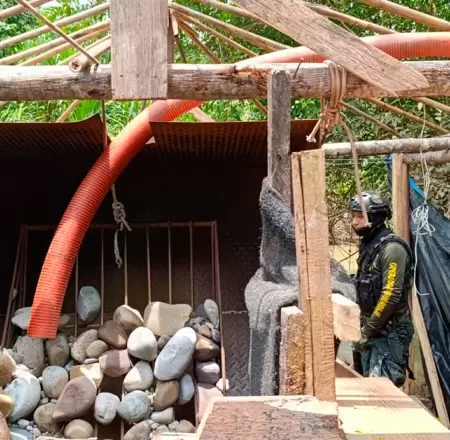 Golpe a la miner�a ilegal en Hu�nuco.