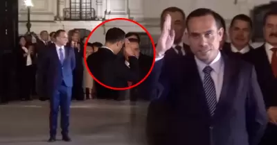 Jer� abandona la sede presidencial.