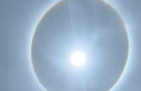 Halo Solar sorprendi� a los lime�os este mi�rcoles 18 de febrero.