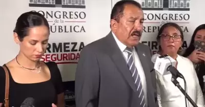 Bloque Democr�tico Popular se retira de votaci�n para presidente del Congreso.