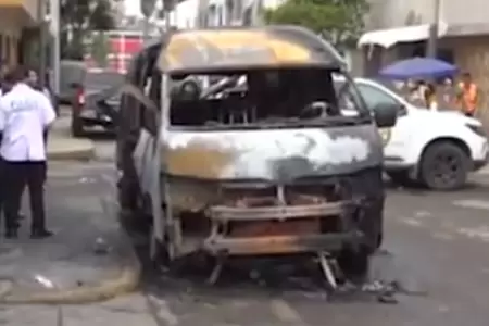 Combi qued� inservible tras ser atacada con explosivos en el Callao.