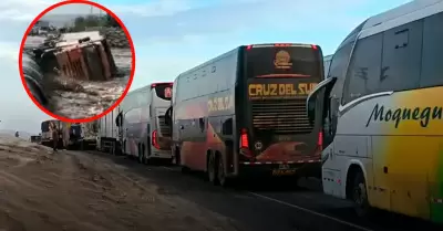 El bus volado afect� el tramo de la Panamericana Sur, en un radio de 20 kilometr
