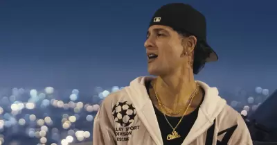 Emil lanz� nuevo tema que estar�a dedicado a Austin Palao.