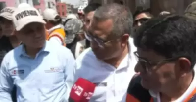 Ministros llegan a Arequipa tras lluvias y huaicos